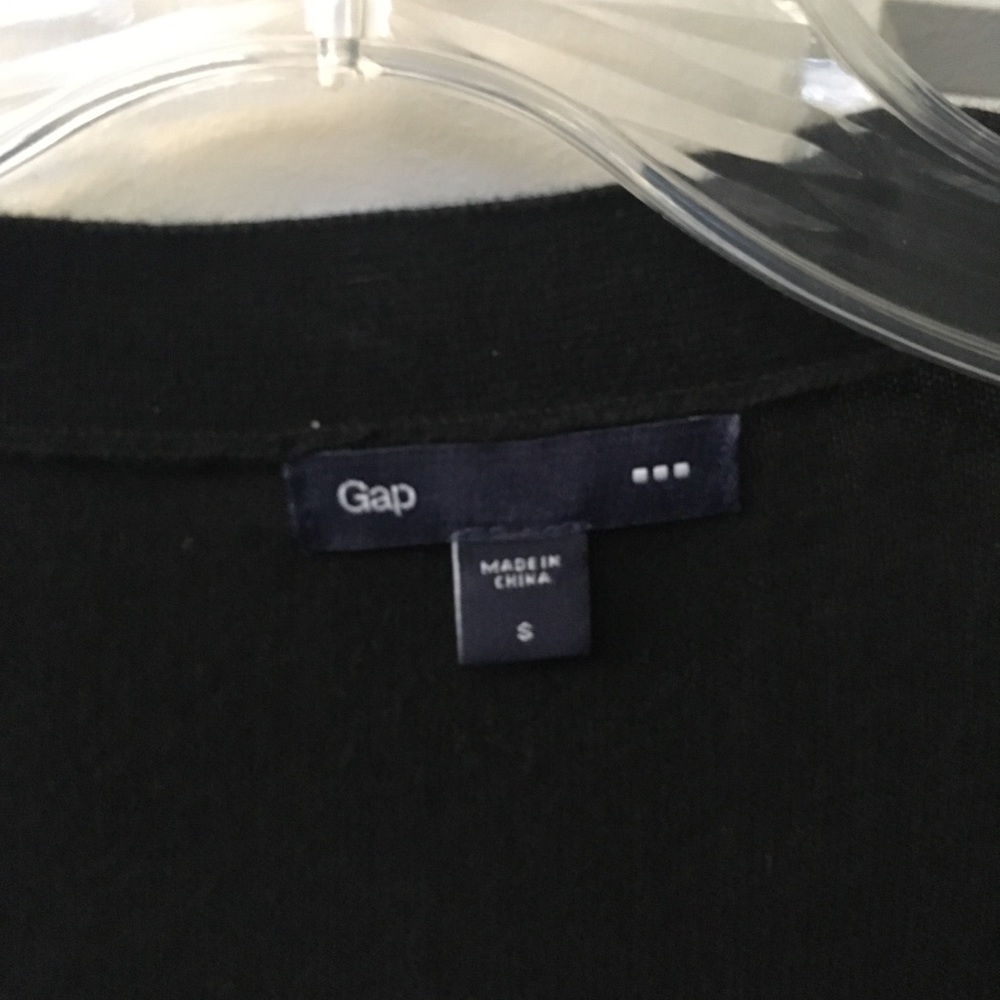 Black short sleeve cardigan sweater - Picture 2 of 3